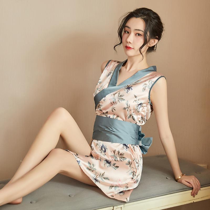 气质显瘦宽大腰封收紧腰身和服套装(粉/黑) - Shyqueen