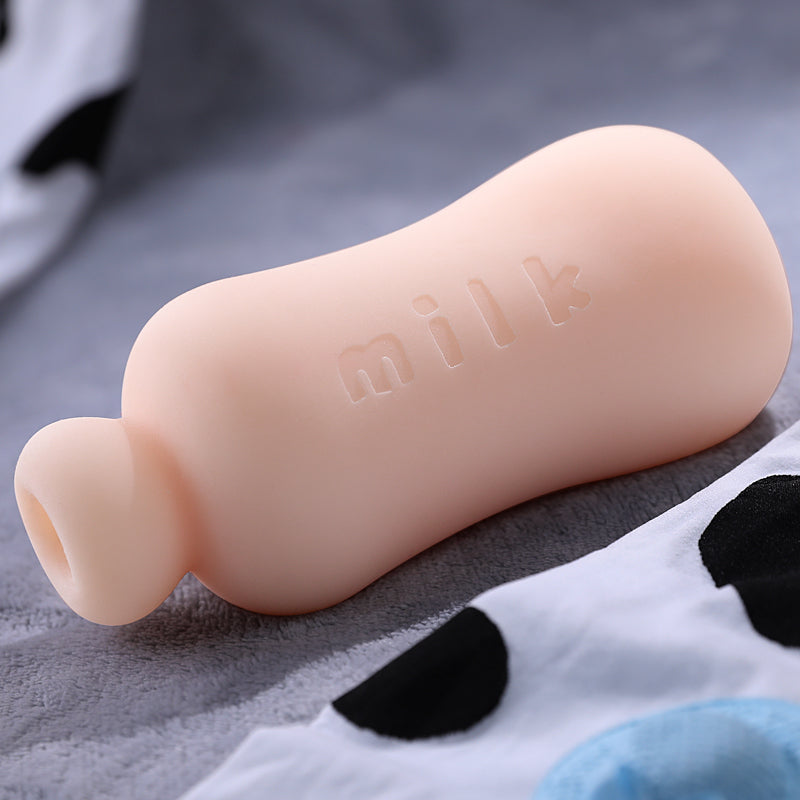 吮吸榨汁锁紧环高刺激处女落红便携式爆乳榨汁瓶手动飞机杯